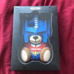 Moschino iPhone 7 case.